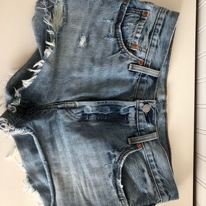 Levi’s Mid Rise Denim Shorts